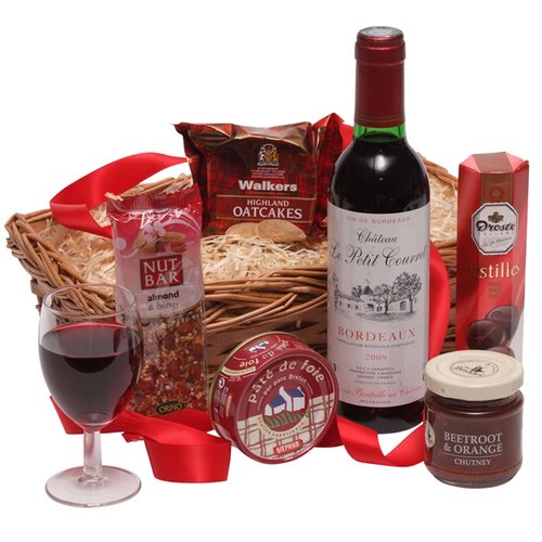 DISC 'Sweet & Savoury' Classic Hamper Main Image