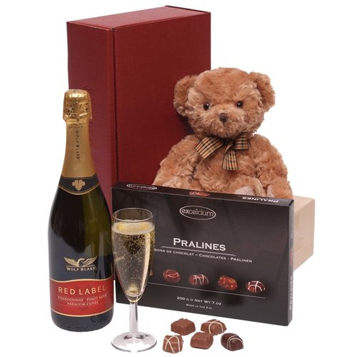 'Bubbles' Wine & Chocolates Hamper Main Image