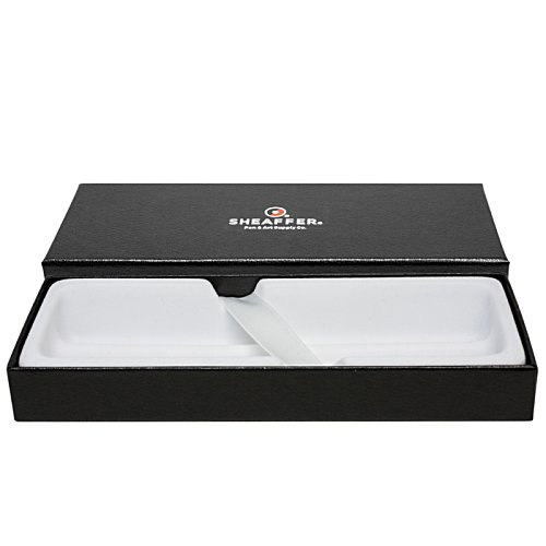 Additional Image 1 - a black box with a white lid