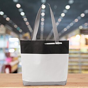 Additional Image 2 - a blurry image of a cup