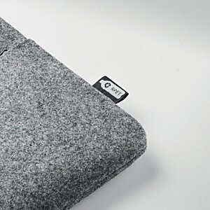 Additional Image 5 - a close up of a usb port