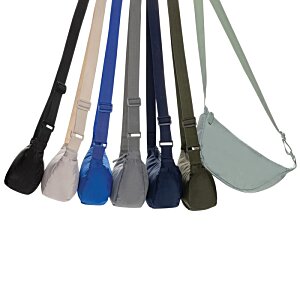 Additional Image 1 - a group of golf clubs