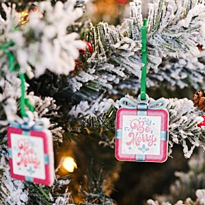 Additional Image 6 - a blurry image of a christmas tree