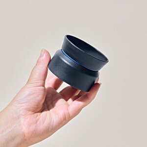 Additional Image 3 - a hand holding a black lens