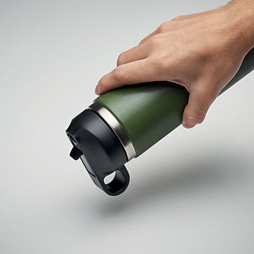 Additional Image 6 - a hand holding a green and black water bottle