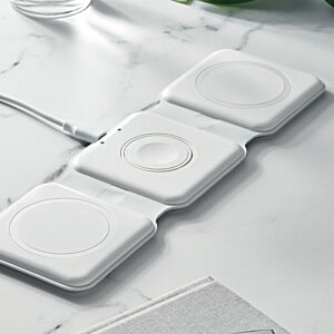 Additional Image 5 - a row of square white buttons