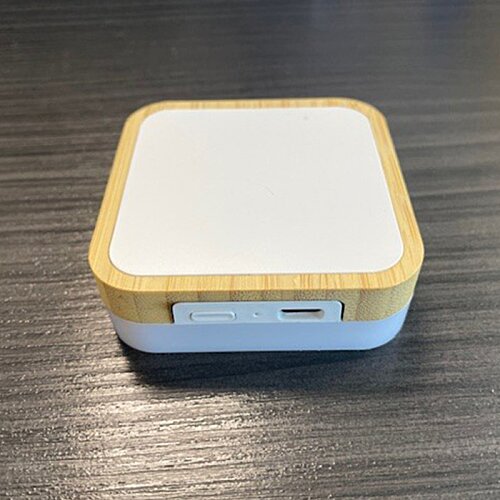 Additional Image 3 - a white and yellow square box