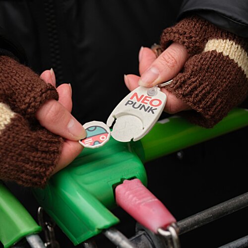 Additional Image 6 - a blurry image of hands holding a tag